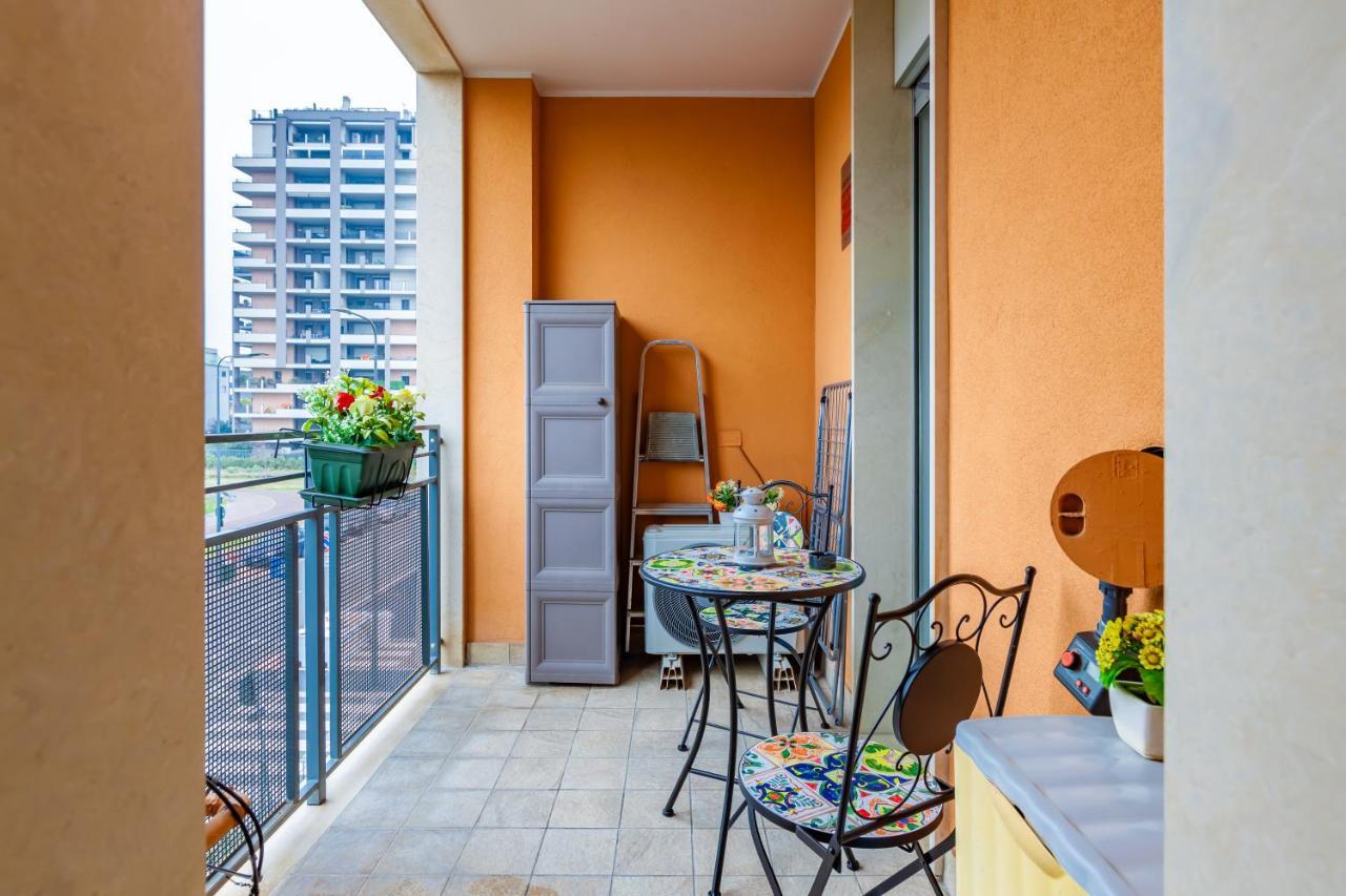 شقة Milano Balcony Apt المظهر الخارجي الصورة