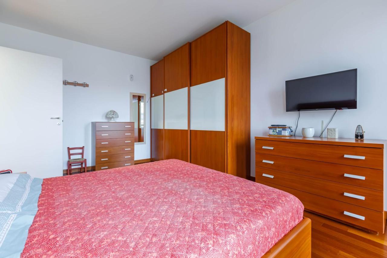 شقة Milano Balcony Apt المظهر الخارجي الصورة