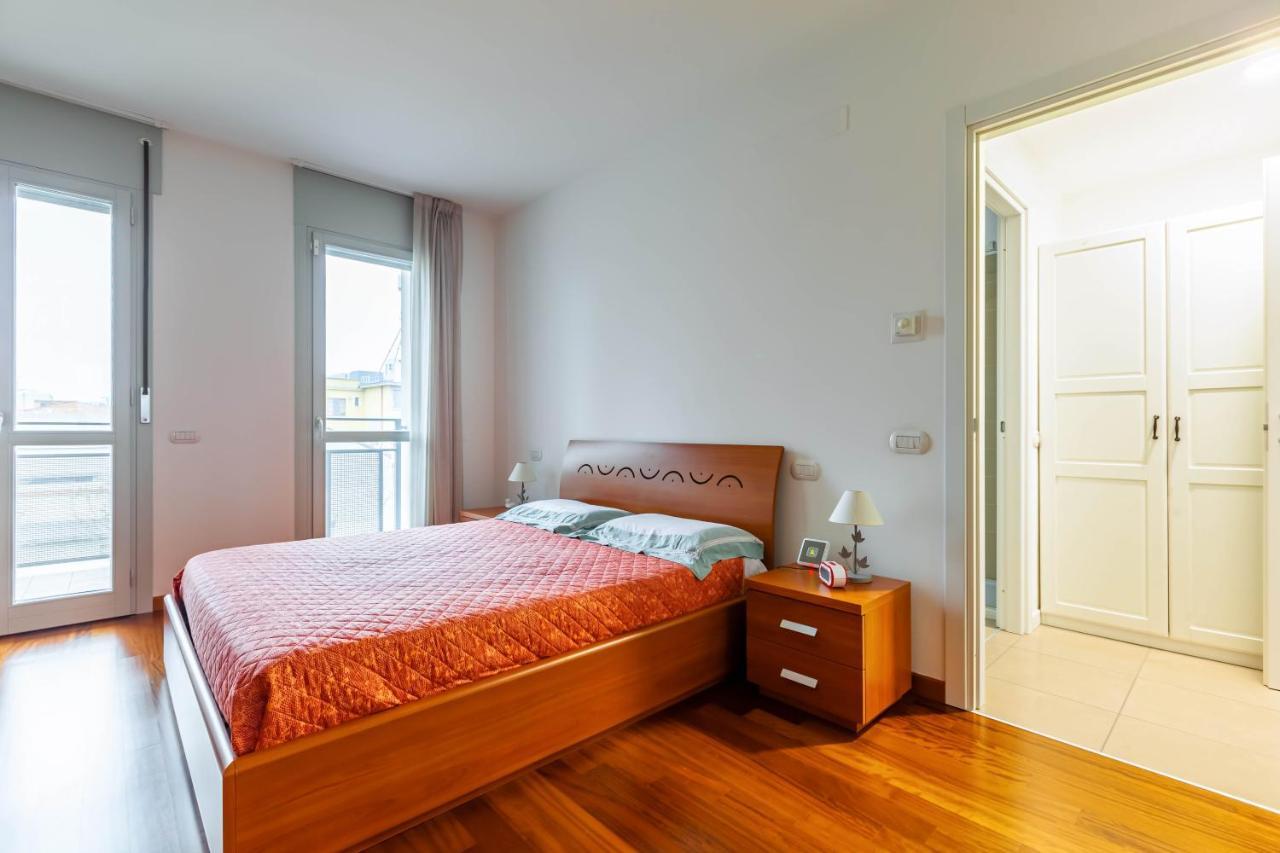 شقة Milano Balcony Apt المظهر الخارجي الصورة