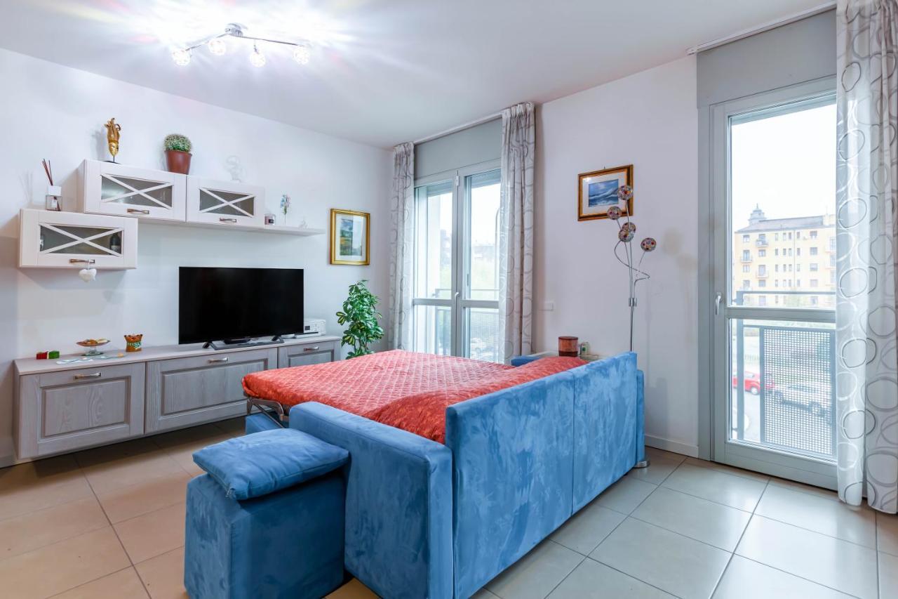 شقة Milano Balcony Apt المظهر الخارجي الصورة