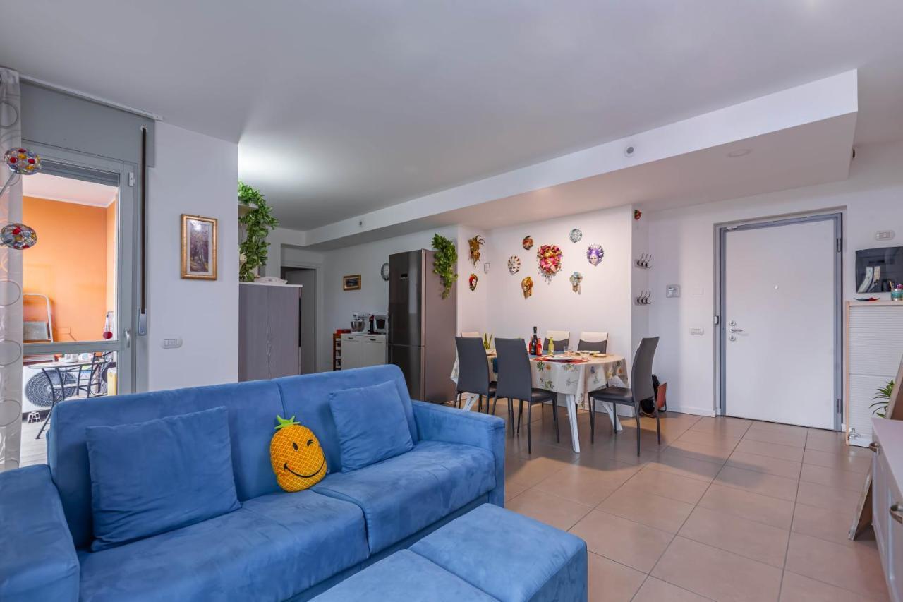 شقة Milano Balcony Apt المظهر الخارجي الصورة